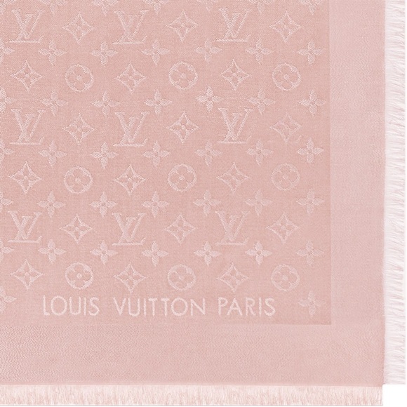 LOUIS VUITTON M70805 Monogram Shine Shawl MSRP $730.00 VELVET ROSE - Picture 5 of 13